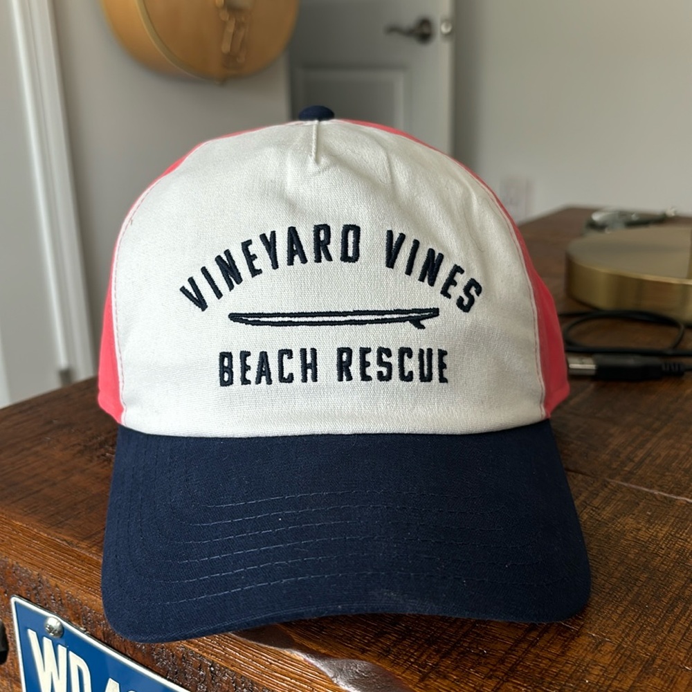 NWT Blue/White/Peach Multi Panel Vineyard Vines Hat